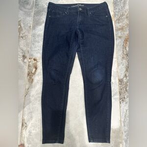 Universal Thread - Women's Mid-Rise 80's Slim Fit Jeans - Universal T Dark Blue